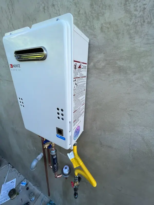 Tankless water heater installation for Highland Park Arlington homes